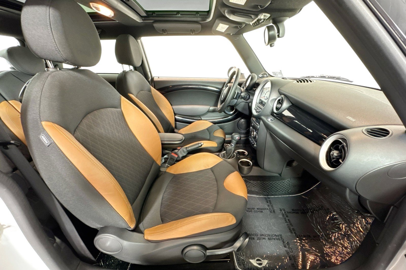 Used 2011 MINI Cooper S image 22