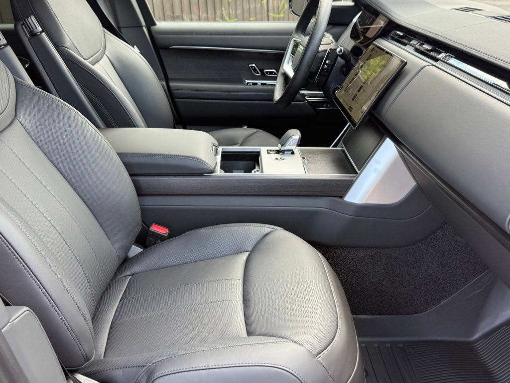 New 2026 Land Rover Range Rover SE AWD/4WD image 12