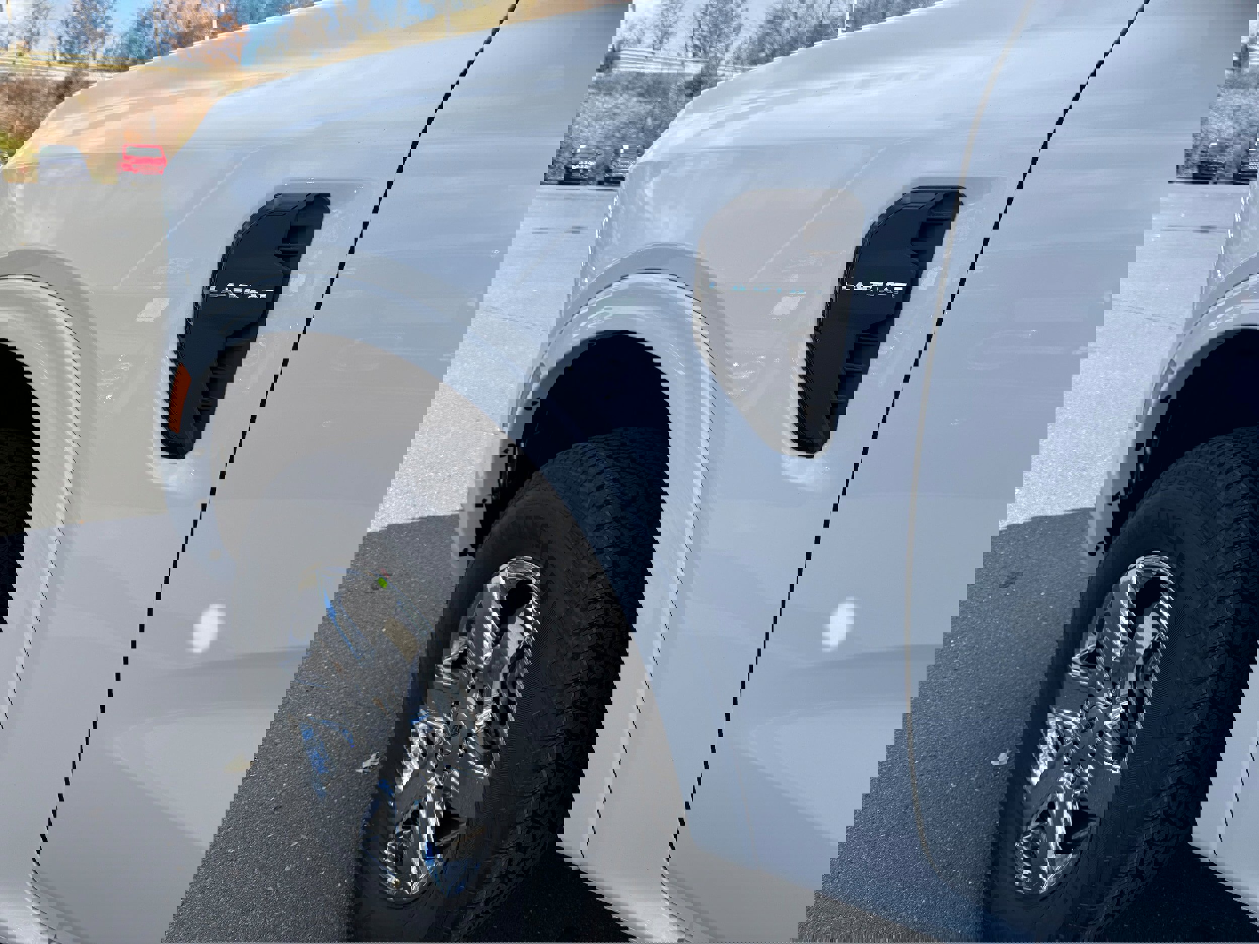 New 2025 Ford Ranger Lariat w/ Chrome Accent Package image 6