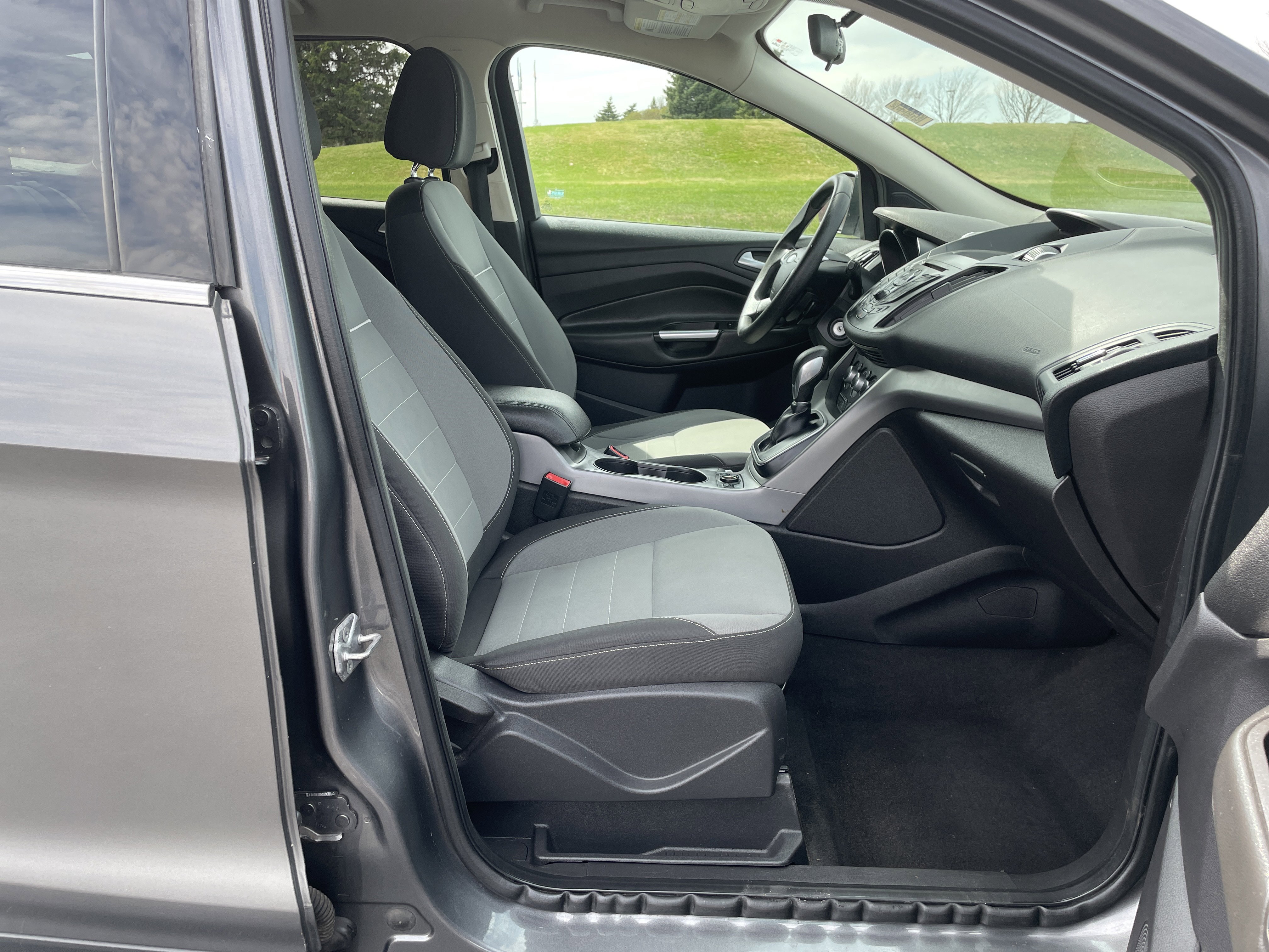 Used 2014 Ford Escape SE image 24