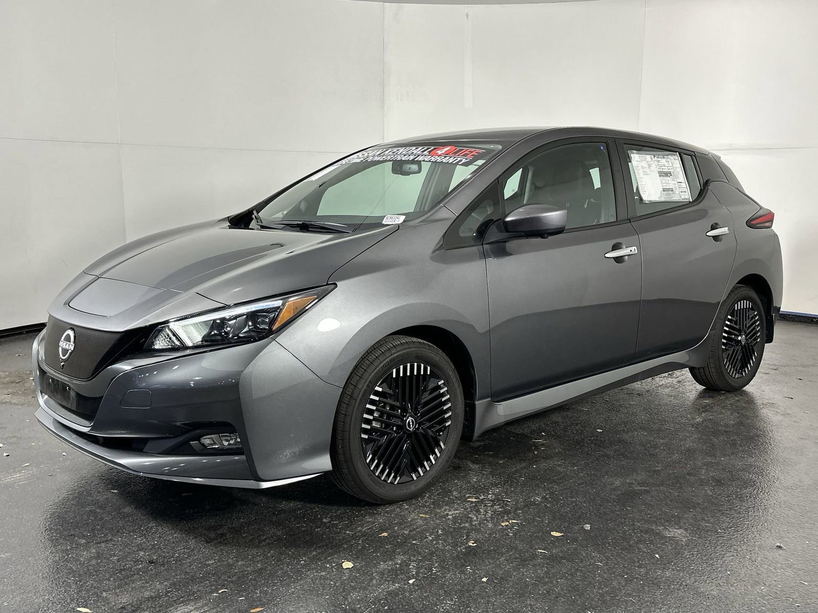 New 2025 Nissan Leaf SV Plus FWD image 4