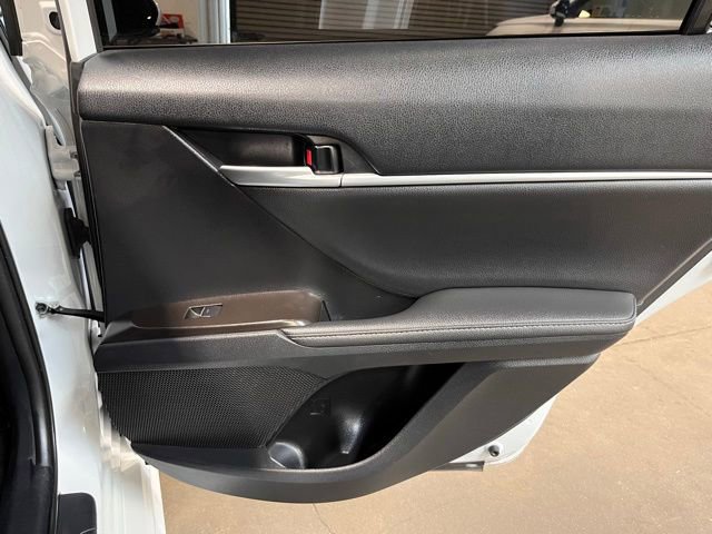 Used 2023 Toyota Camry XSE image 13