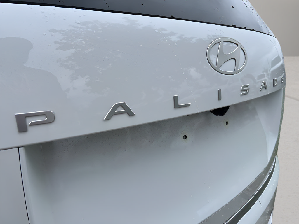 Used 2026 Hyundai Palisade Calligraphy AWD/4WD image 12