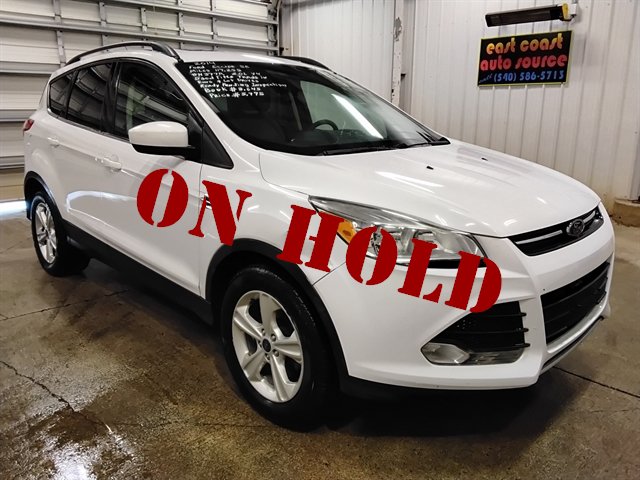 Used 2014 Ford Escape SE w/ Equipment Group 201A AWD/4WD image 1