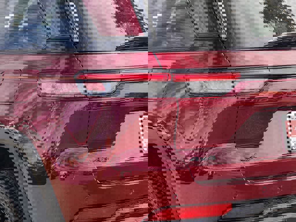 Certified 2023 Jeep Grand Cherokee Altitude image 7