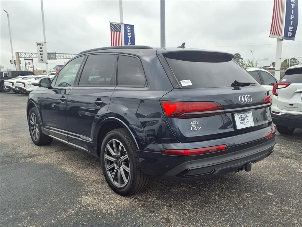 Used 2023 Audi Q7 2.0T Premium Plus image 2