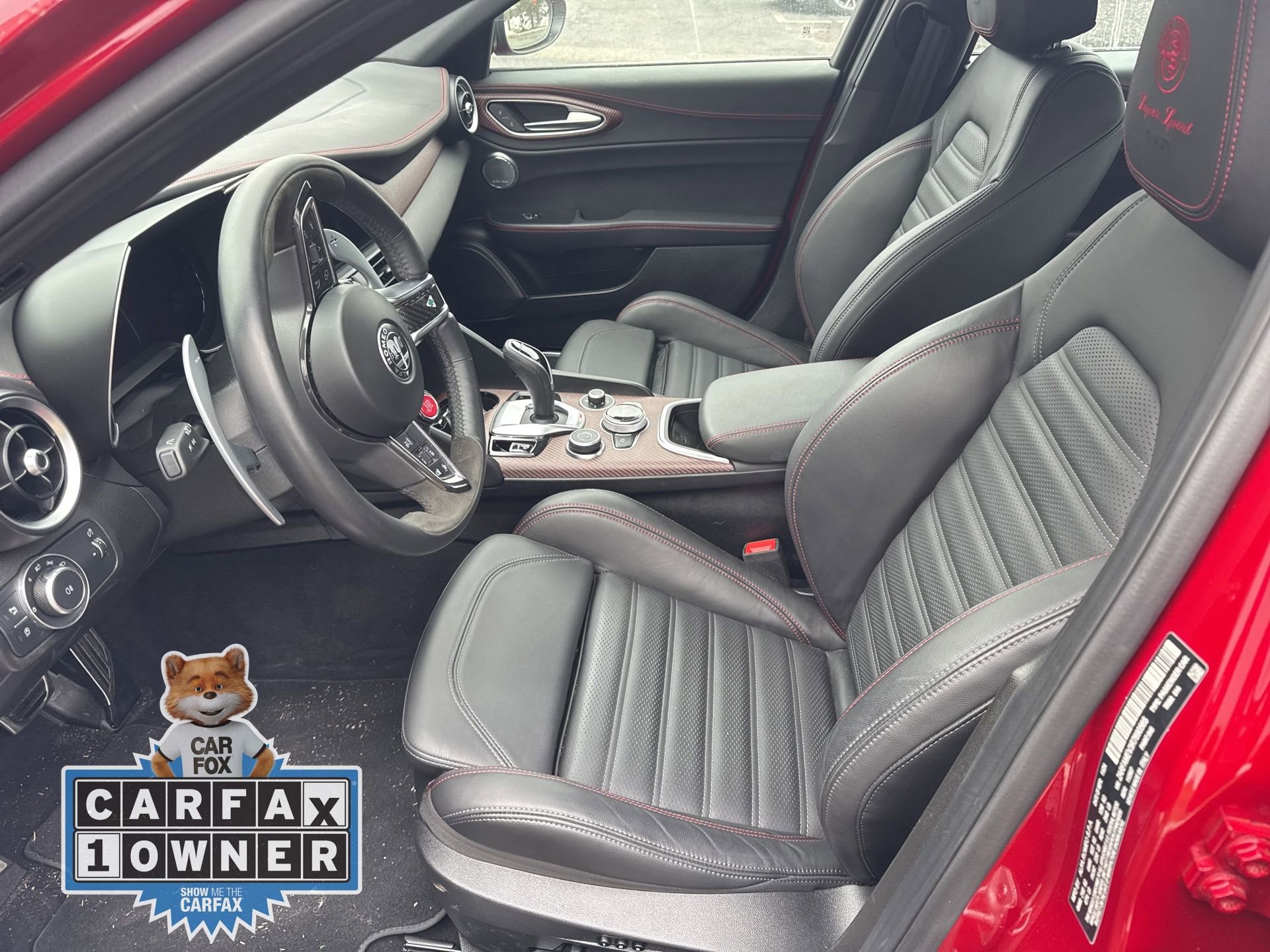 Used 2024 Alfa Romeo Giulia Quadrifoglio image 6