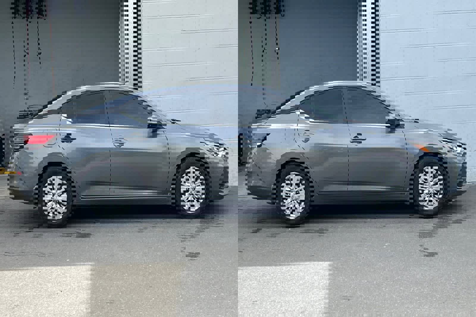 Used 2023 Nissan Sentra S image 9