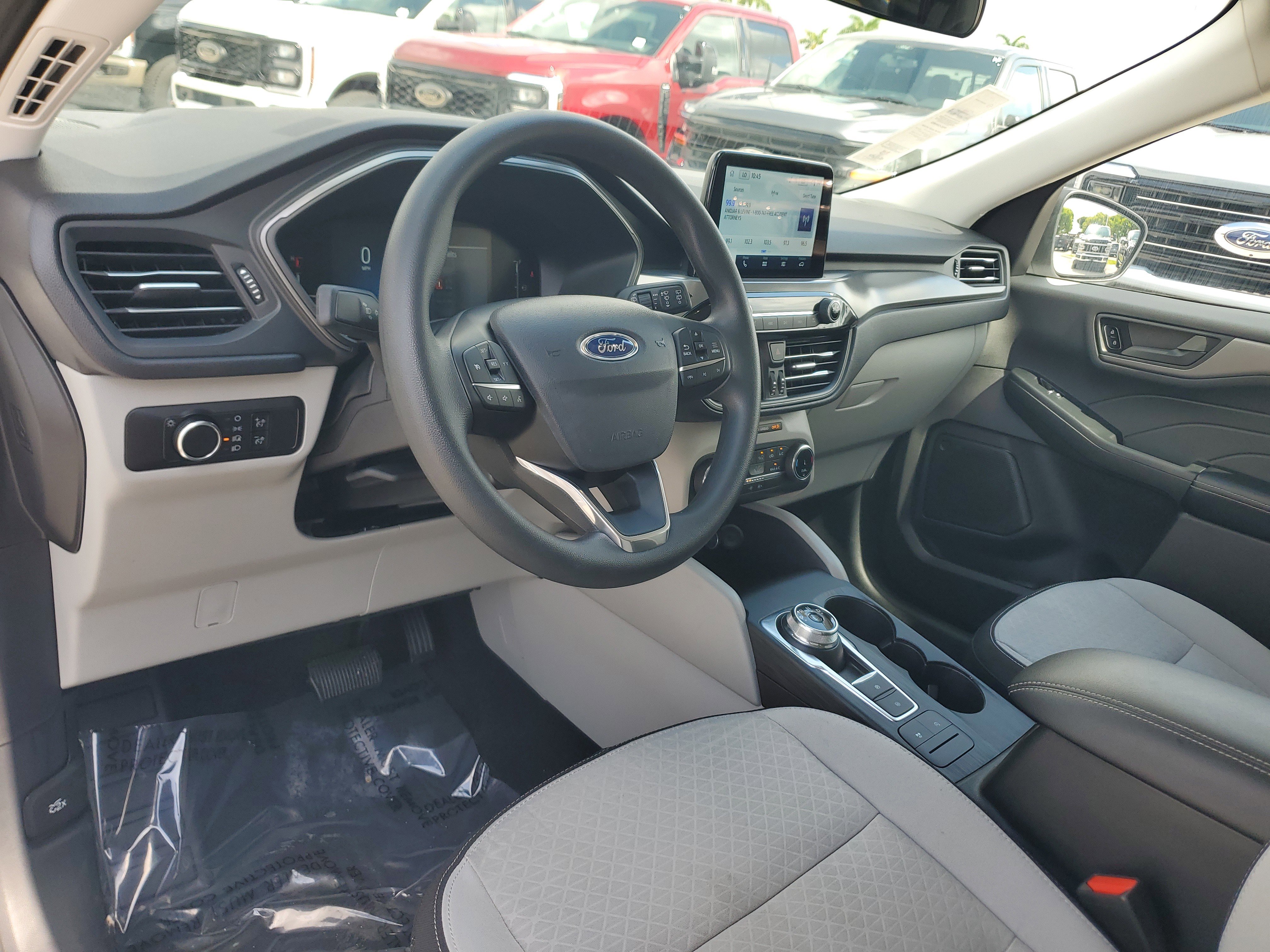 Used 2025 Ford Escape Active FWD image 9