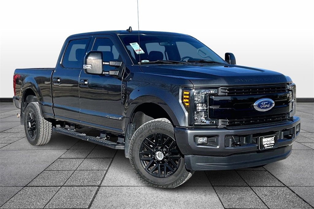 Used 2019 Ford F250 Lariat image 2