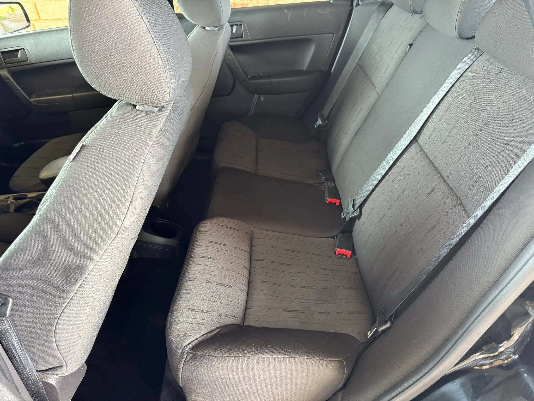 Used 2011 Ford Focus SE w/ 201A Rapid Spec Order Code FWD image 19