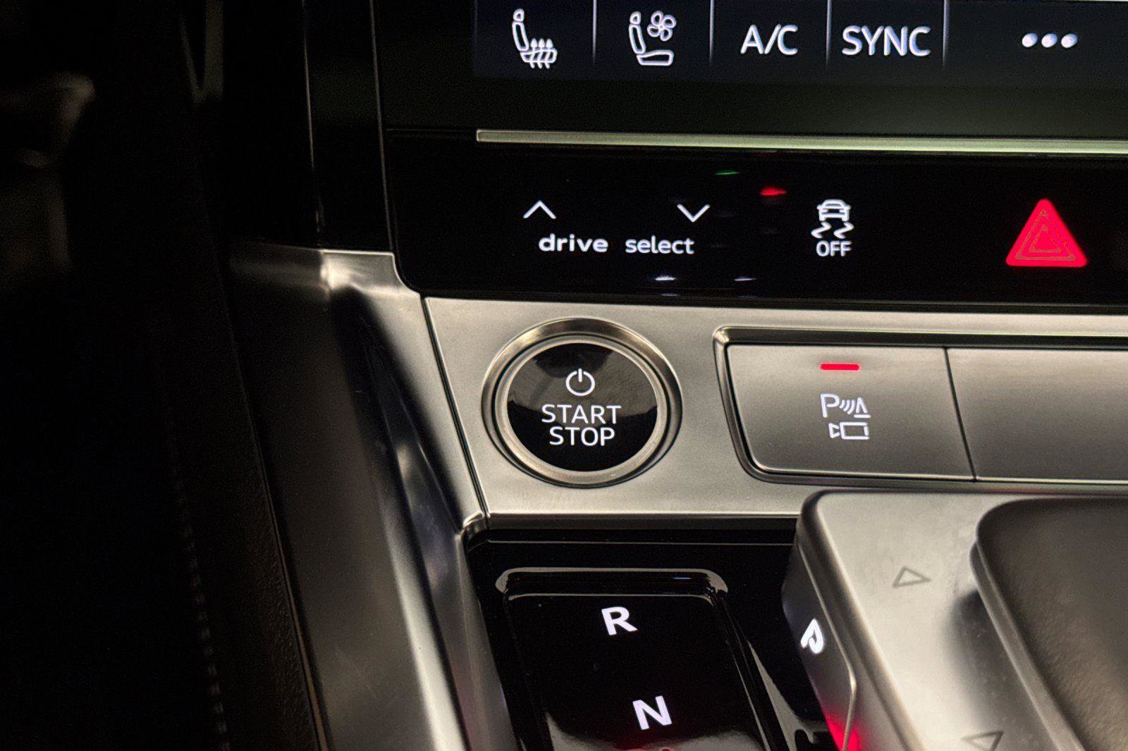 Certified 2023 Audi e-tron Premium Plus w/ Premium Plus Package image 23