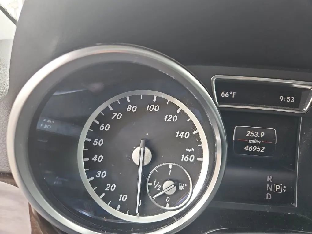 Used 2015 Mercedes-Benz ML 350 2WD w/ Premium 1 Package image 46