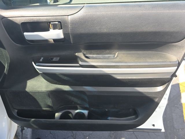 Used 2017 Toyota Tundra SR5 image 26