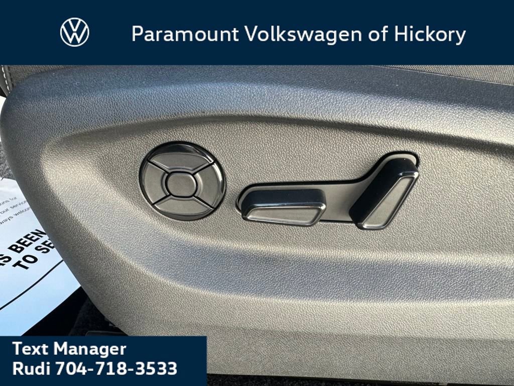 New 2026 Volkswagen Tiguan SE R-Line image 6