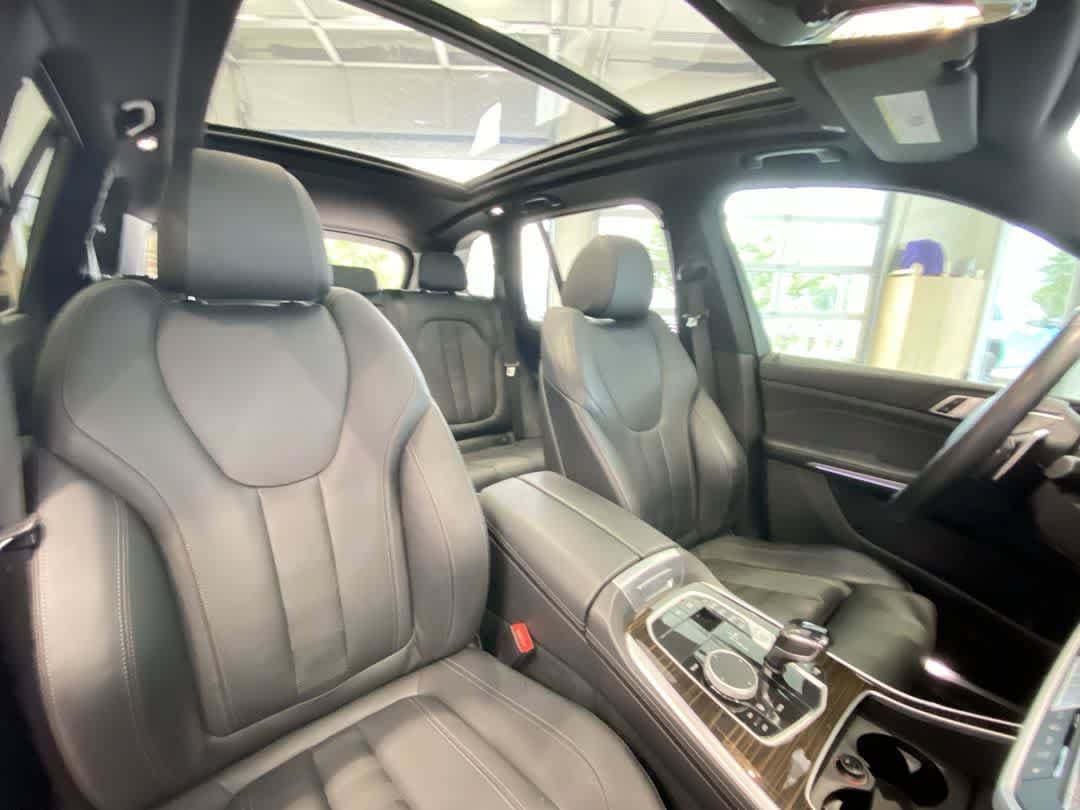 Used 2021 BMW X5 xDrive40i w/ Premium Package 2 AWD/4WD image 27