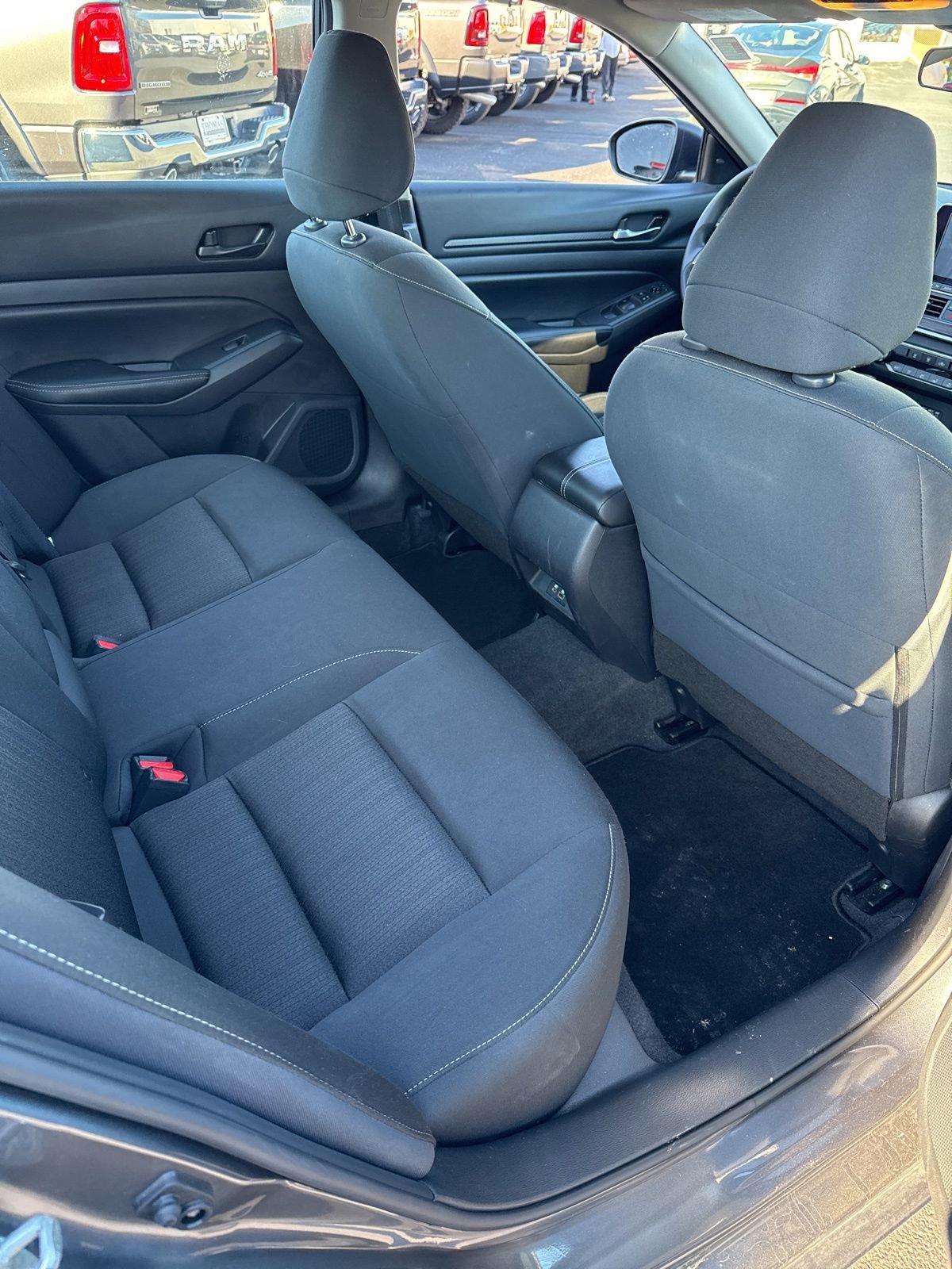 Used 2024 Nissan Altima 2.5 SV image 21