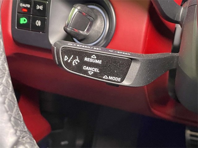 Used 2021 Porsche Cayenne Turbo image 40