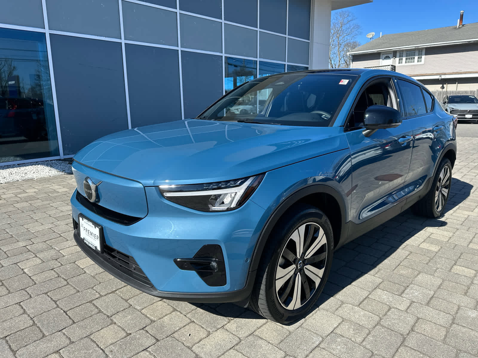 Used 2023 Volvo C40 P8 Recharge Plus image 4