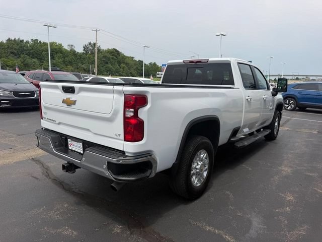 Used 2024 Chevrolet Silverado 2500 LT AWD/4WD image 5