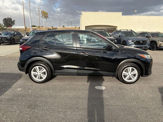 Used 2023 Nissan Kicks S FWD image 6