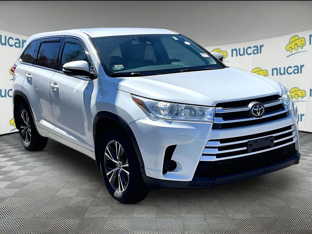 Used 2018 Toyota Highlander LE
