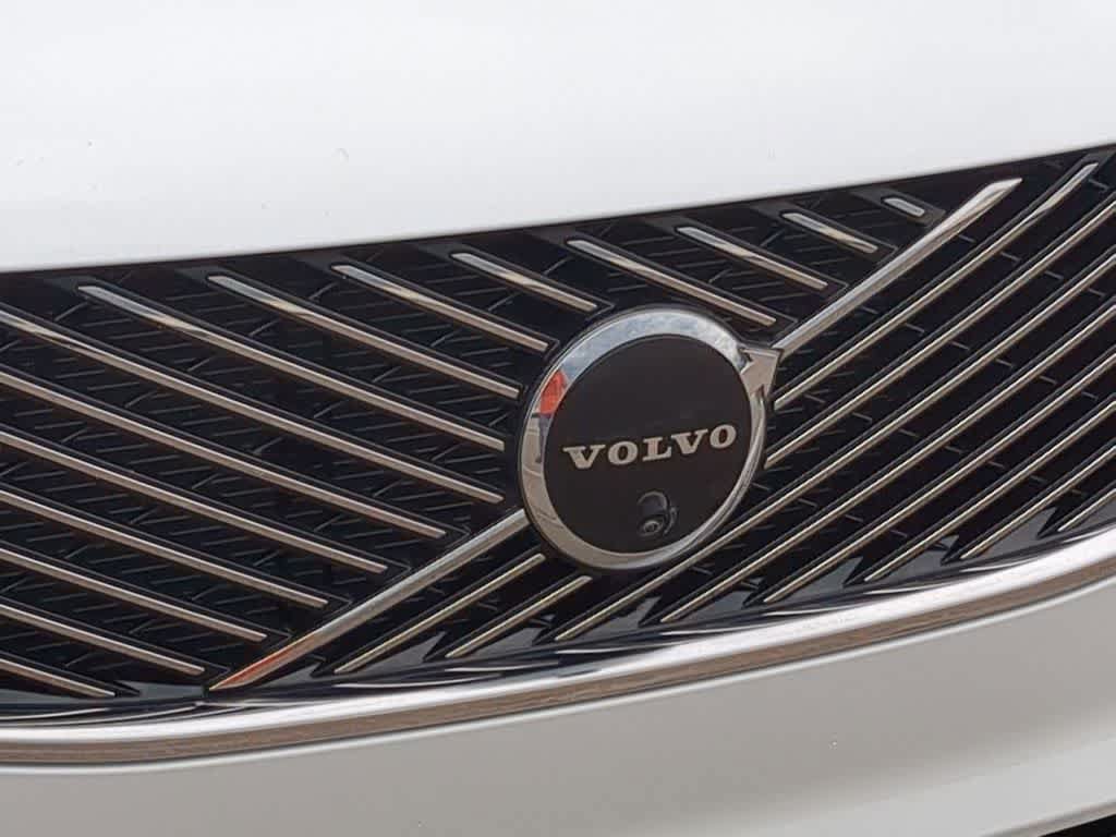Certified 2026 Volvo XC90 B6 Plus AWD/4WD image 11