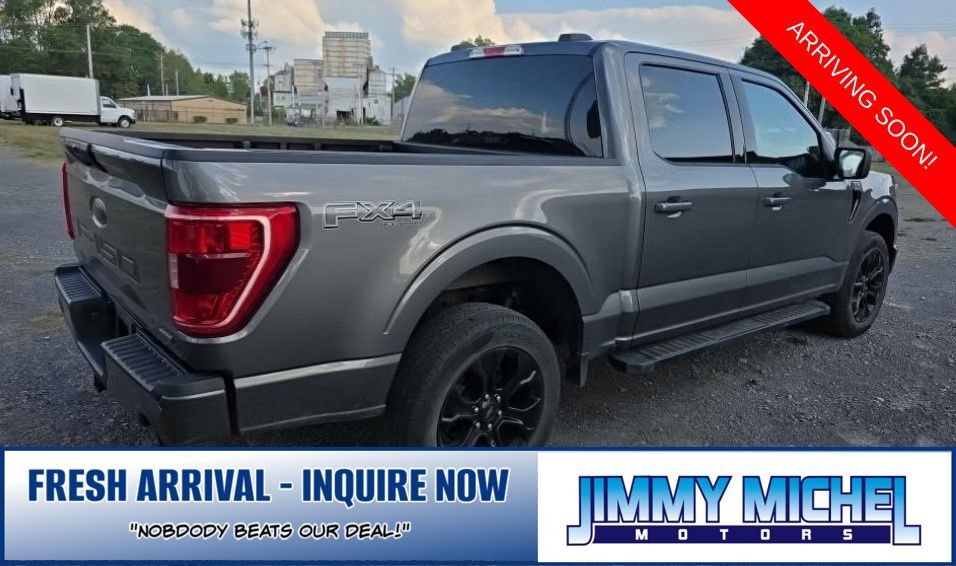 Used 2023 Ford F150 XLT w/ XLT Black Appearance Package AWD/4WD image 4