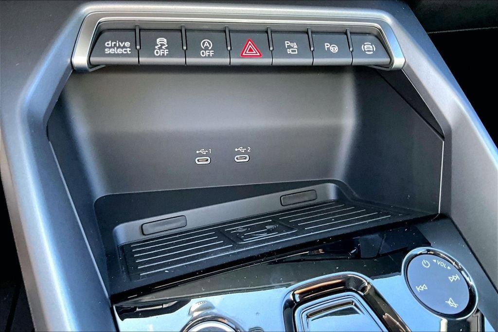 New 2026 Audi A3 2.0T Premium image 29