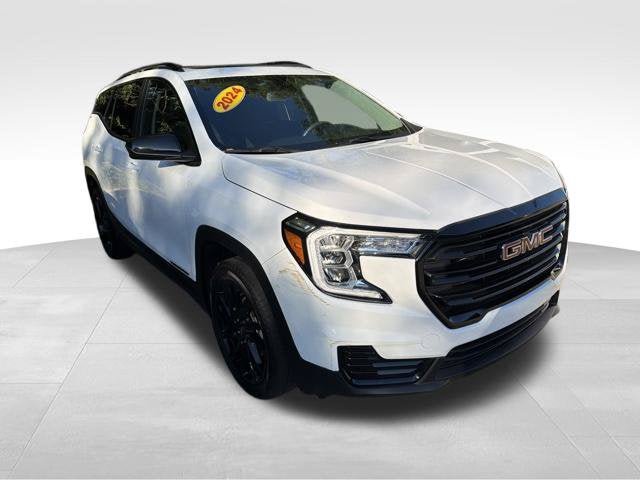 Used 2024 GMC Terrain SLE w/ Driver Convenience Package AWD/4WD image 3