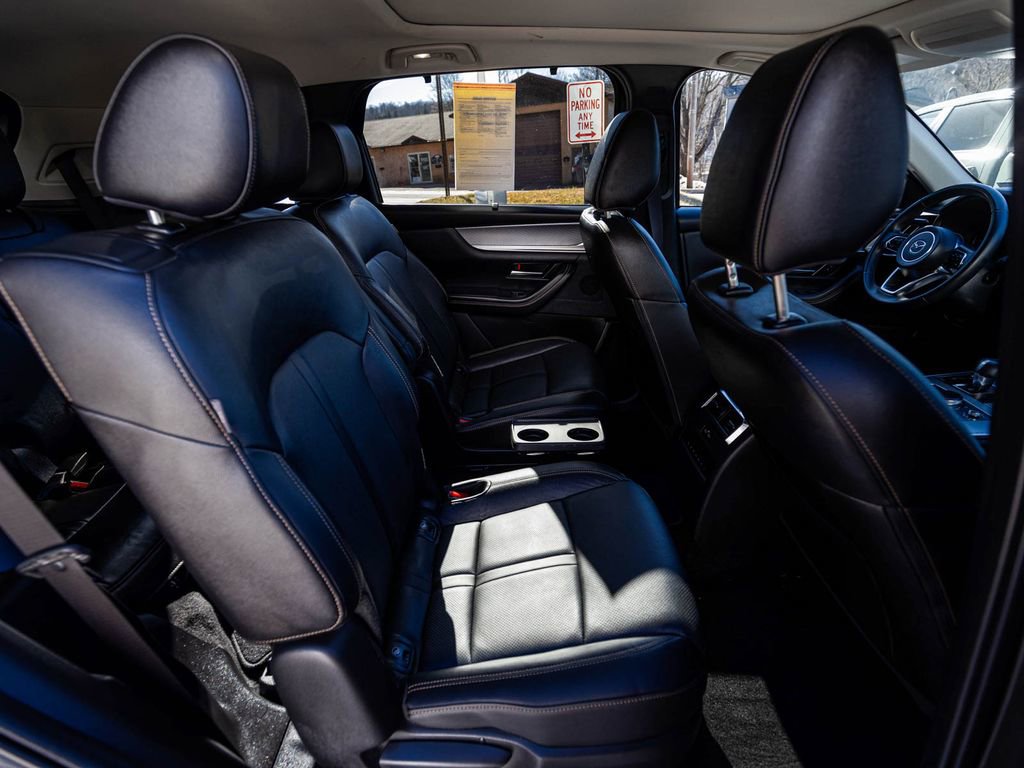 Used 2024 MAZDA CX-90 Plug-In Hybrid w/ Premium Pkg image 31