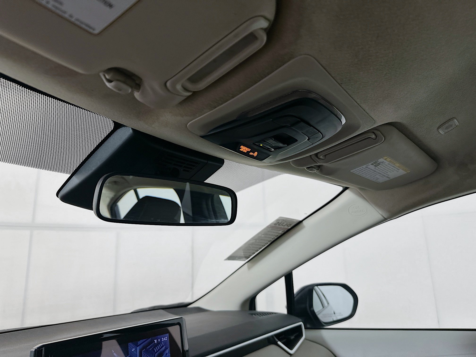 Used 2024 Toyota Corolla LE FWD image 18
