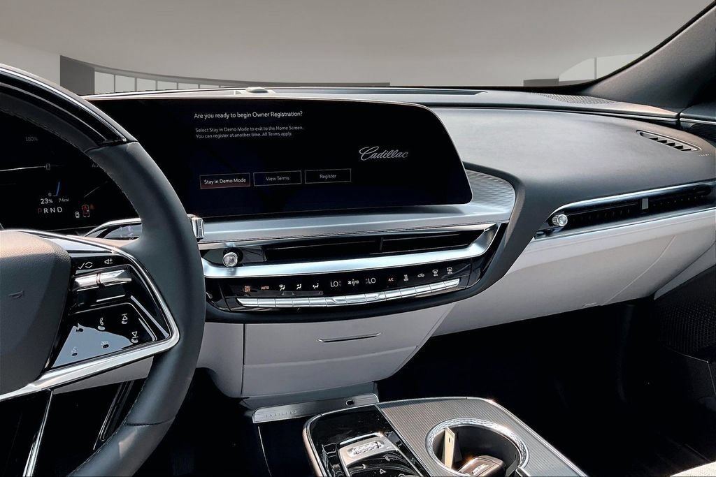 New 2026 Cadillac Lyriq Sport w/ LPO, Floor Liner Package AWD/4WD image 7