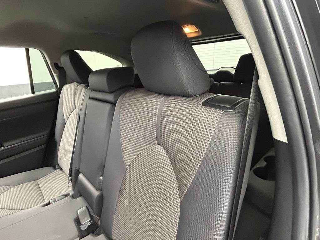 Used 2024 Toyota Highlander LE FWD image 57