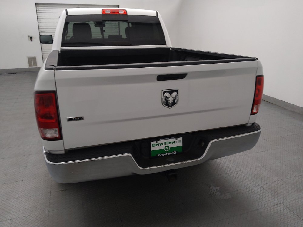 Used 2020 RAM 1500 Classic SLT RWD image 6