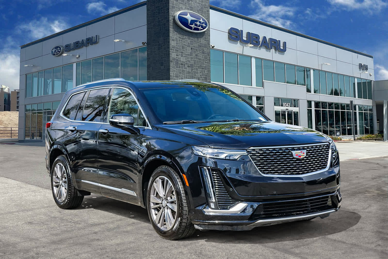 Used 2020 Cadillac XT6 Premium Luxury image 3