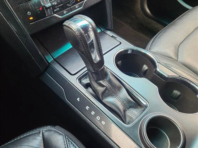 Used 2016 Ford Explorer XLT w/ Equipment Group 202A image 12