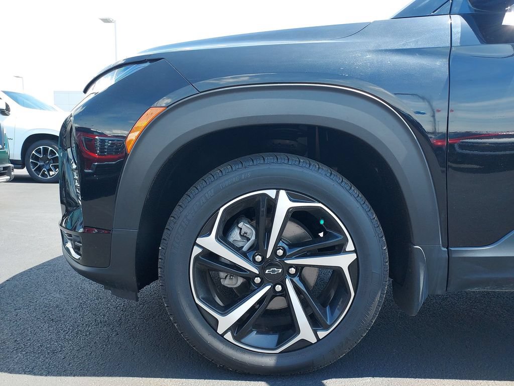 Used 2022 Chevrolet TrailBlazer RS AWD/4WD image 16