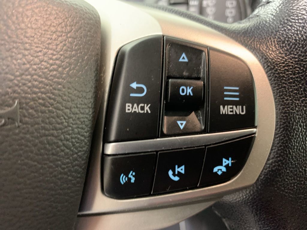 Used 2022 Ford Explorer XLT image 24