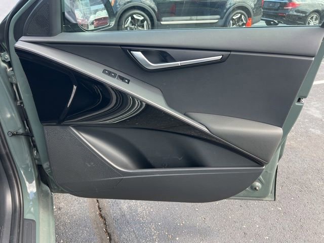 Certified 2024 Kia Niro EX Touring image 37