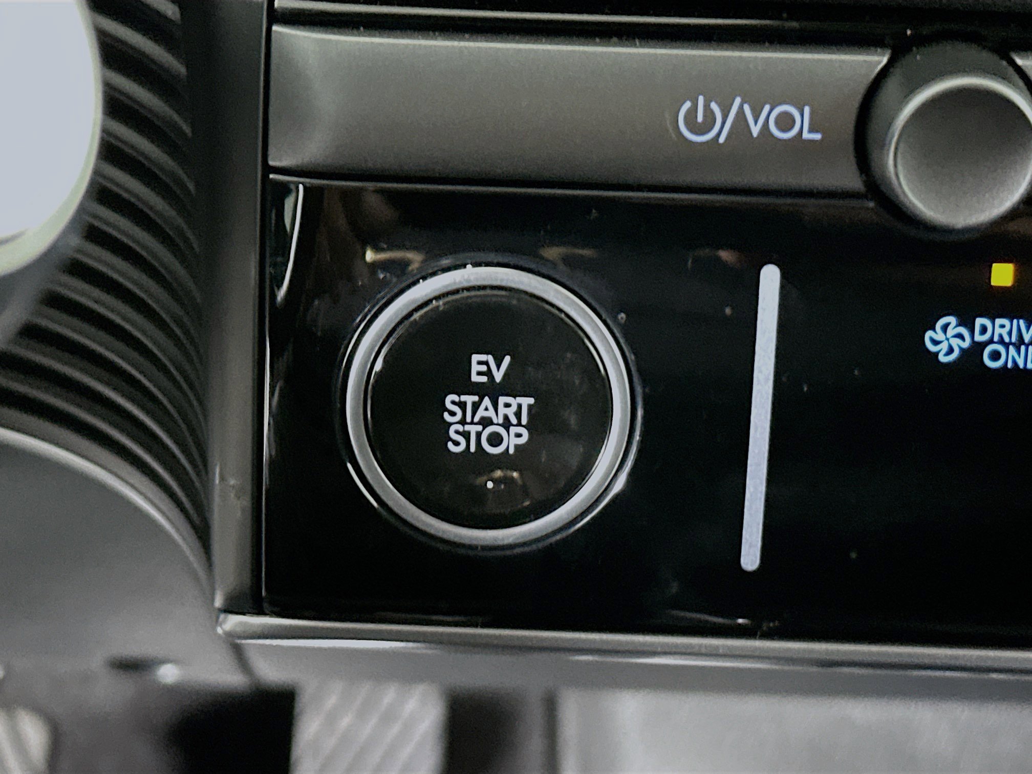 Used 2025 Hyundai Ioniq 5 SE image 20