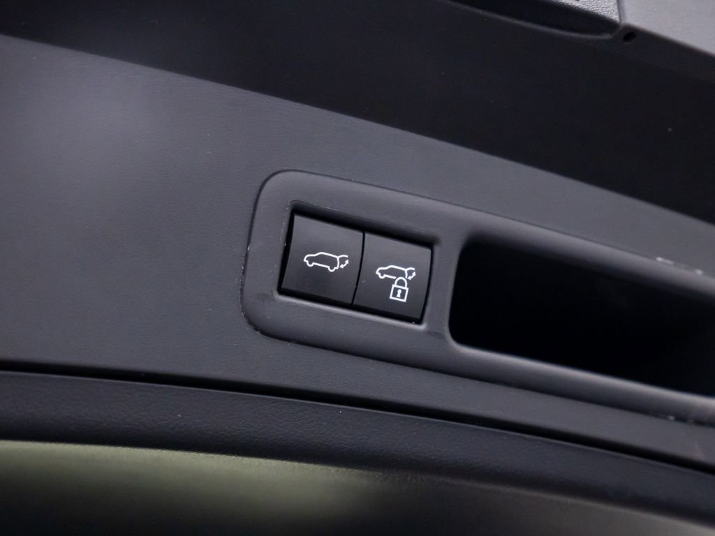 Used 2023 Lexus UX 250h AWD w/ Premium Package image 33