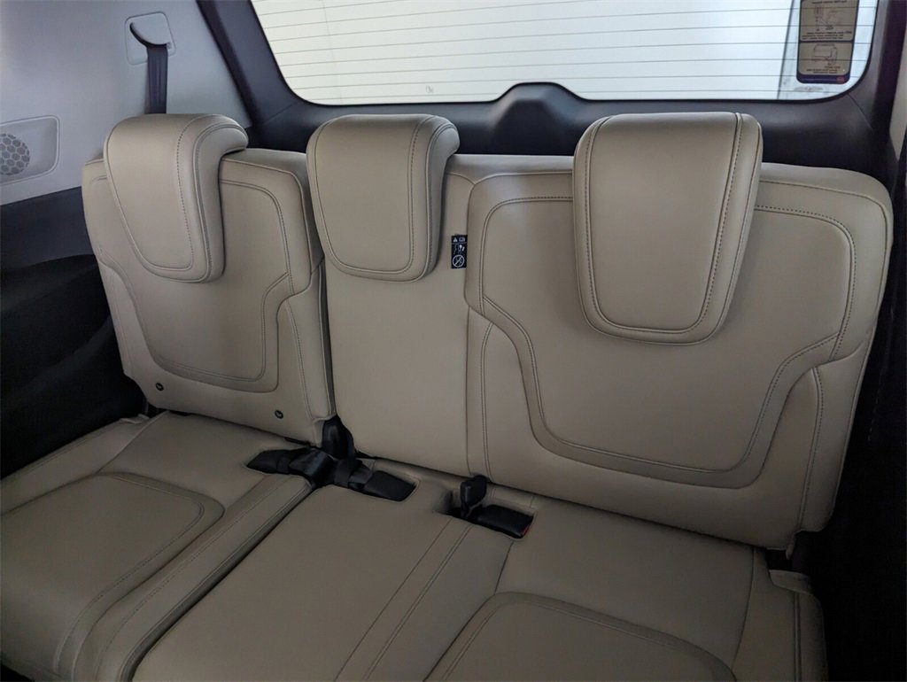 New 2026 INFINITI QX80 Pure w/ Cargo Package image 8