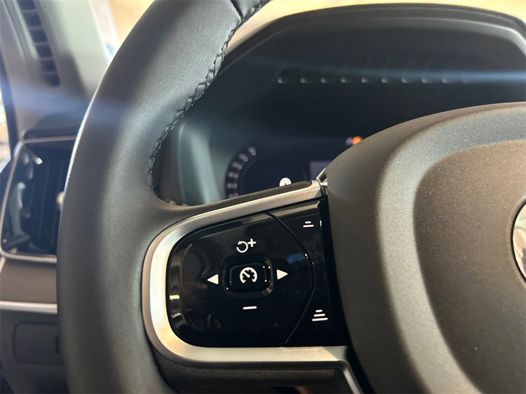 New 2026 Volvo XC90 B6 Ultra image 12