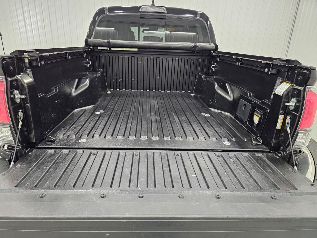 Used 2023 Toyota Tacoma Limited w/ Nightshade Package AWD/4WD image 15