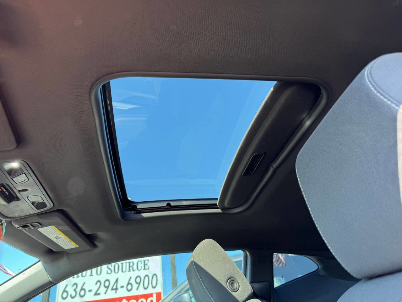 Used 2016 Chevrolet Camaro LT image 10