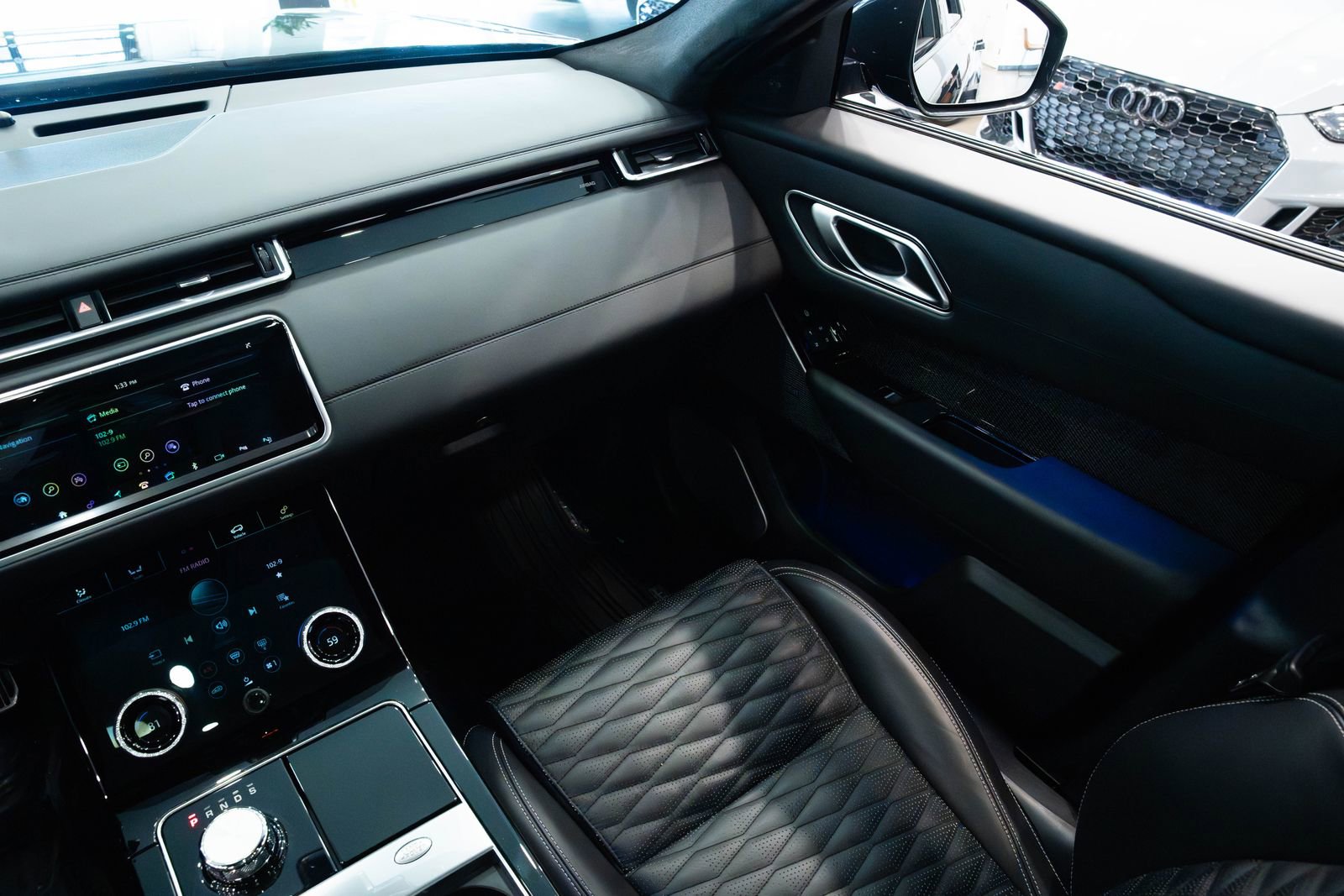 Used 2020 Land Rover Range Rover Velar SV Autobiography Dynamic image 12