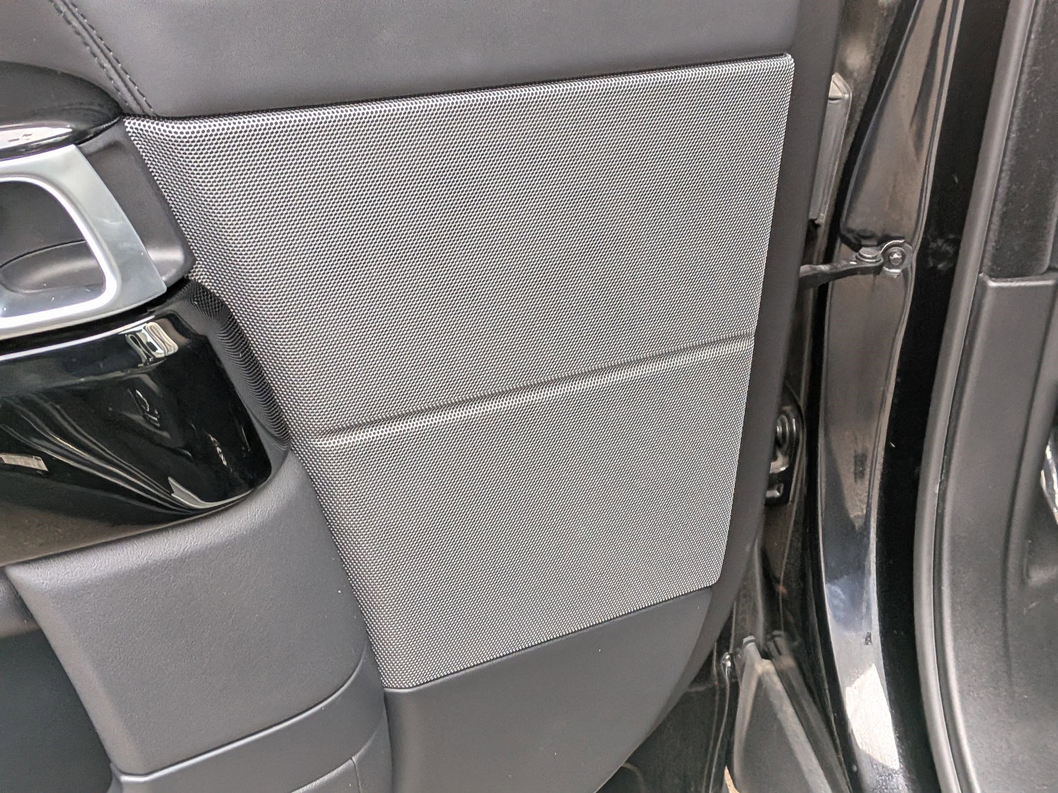 Used 2021 Land Rover Range Rover Sport SVR image 14