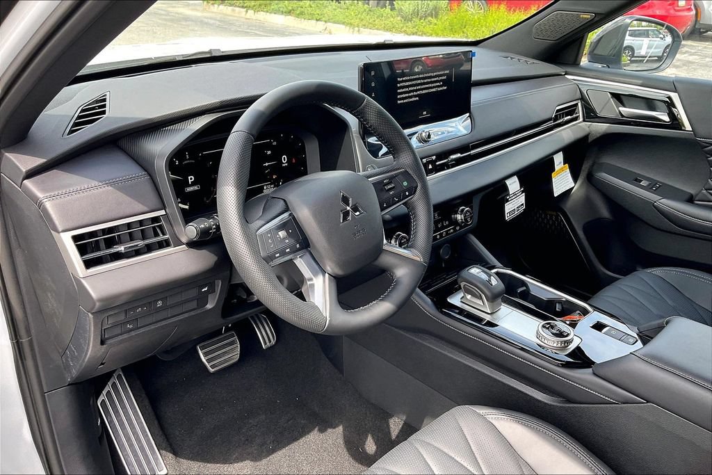 New 2026 Mitsubishi Outlander SEL Black Edition AWD/4WD image 6