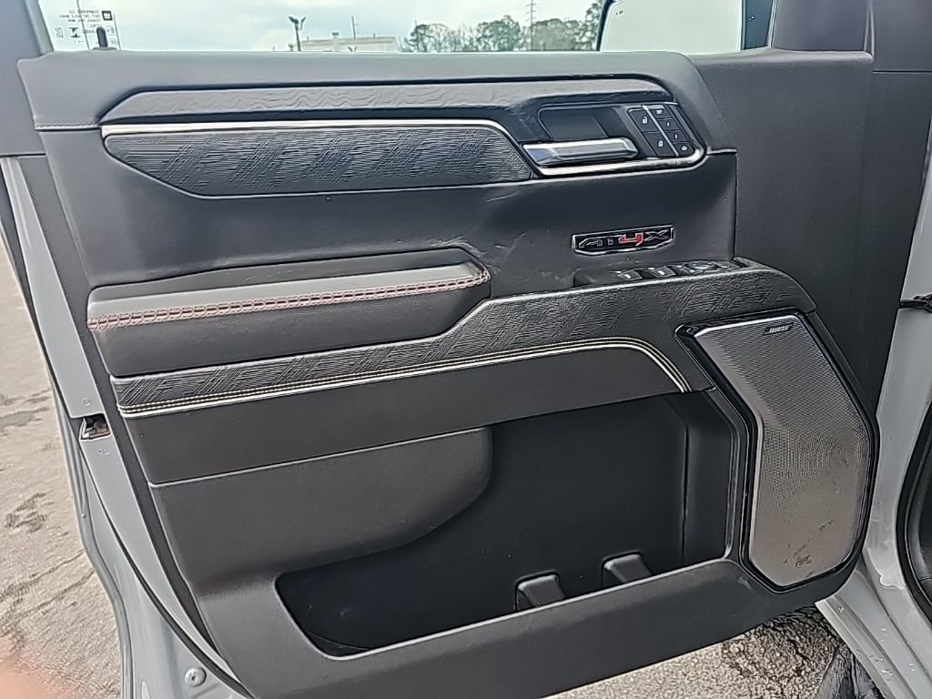 Used 2024 GMC Sierra 1500 AT4X image 17